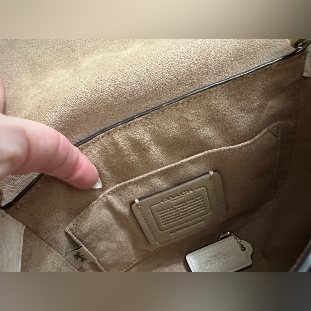 Authentic Coach Purse - Picture 3 of 6